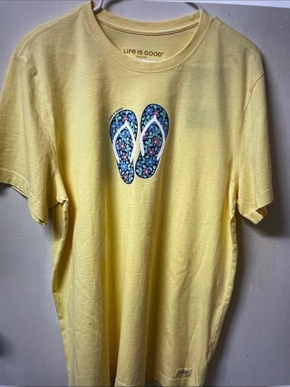 Men’s Life Is Good Yellow Tee with Floral Flip-Flop Graphic